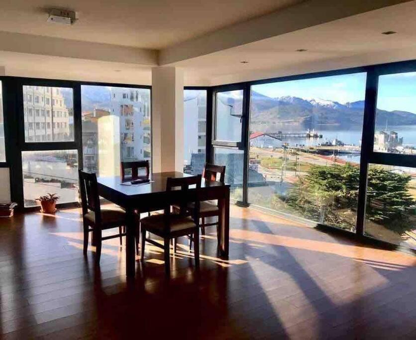 Apartamento Entero In Patagonia Ushuaia Bagian luar foto